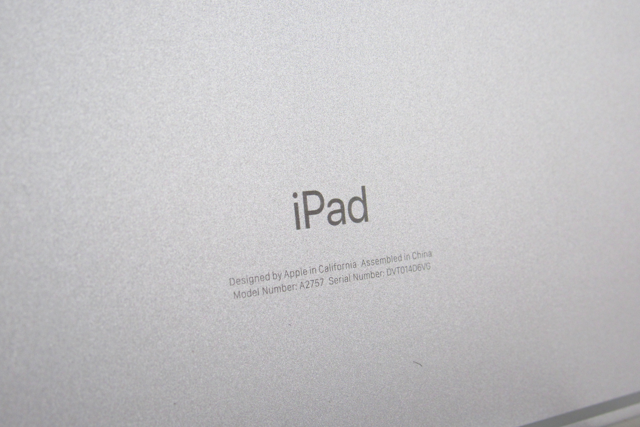 Apple iPad 10th Generation MQ6J3LL/A 64GB Wi-Fi Cellular Apple iPad 10th Generation MQ6J3LL/A 64GB Wi-Fi Cellular