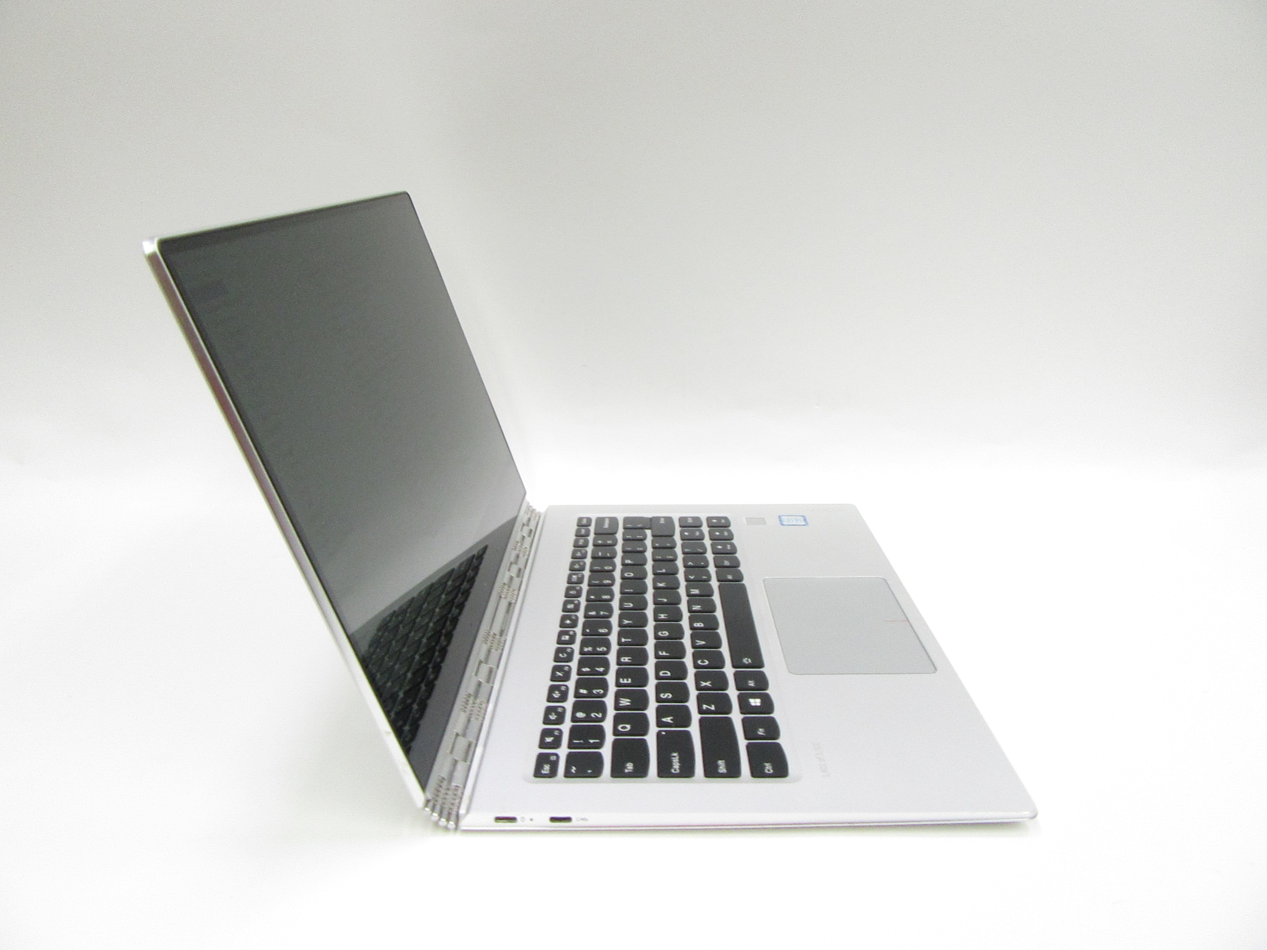 Lenovo Yoga 910-13IKB Win 10 Core i7-7500U 2.70GHz 8GB RAM 256GB