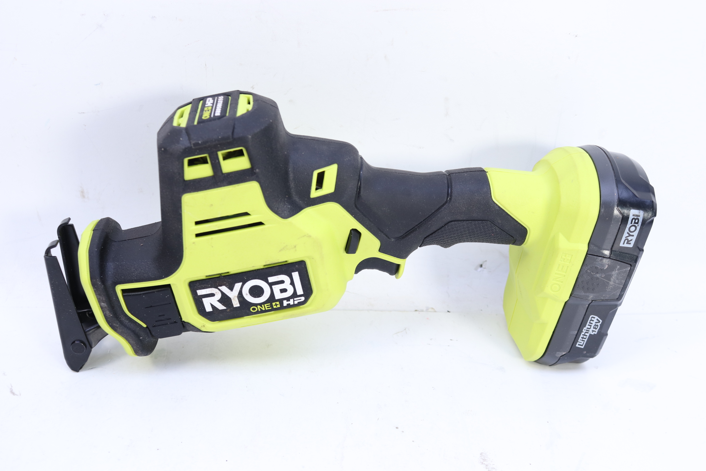 Ryobi Psbrs01 One+ Hp 18-volt Brushless Cordless Compact Reciprocating Saw