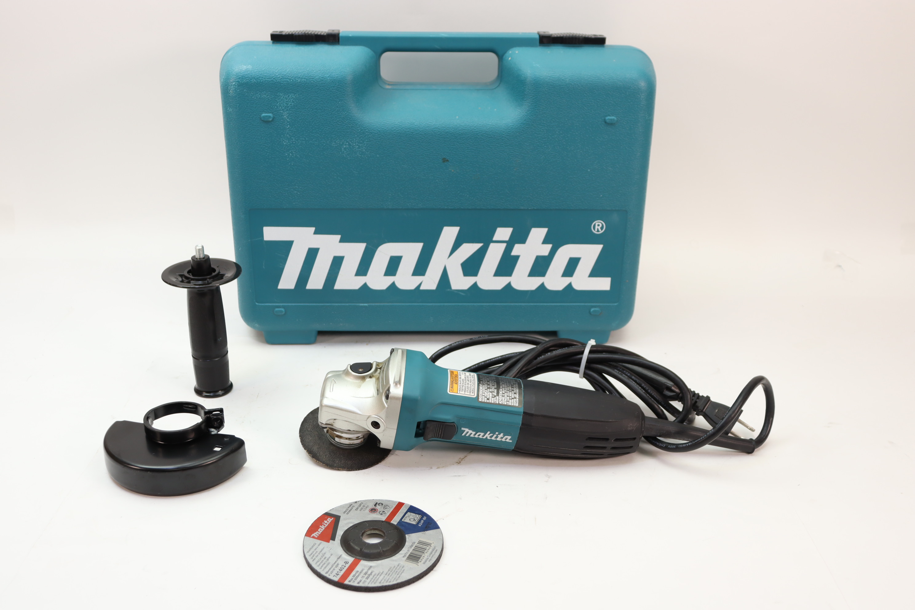 Makita USA Inc. GA4030 Angle Grinder Set with Case - Handle - and Guard