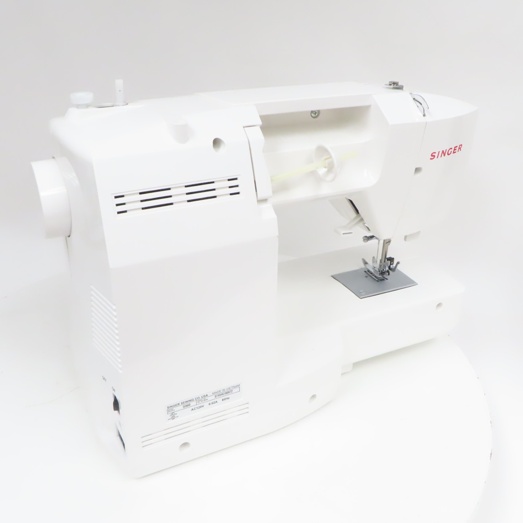 SINGER Fashion Mate 5560 Computerized Sewing Machine