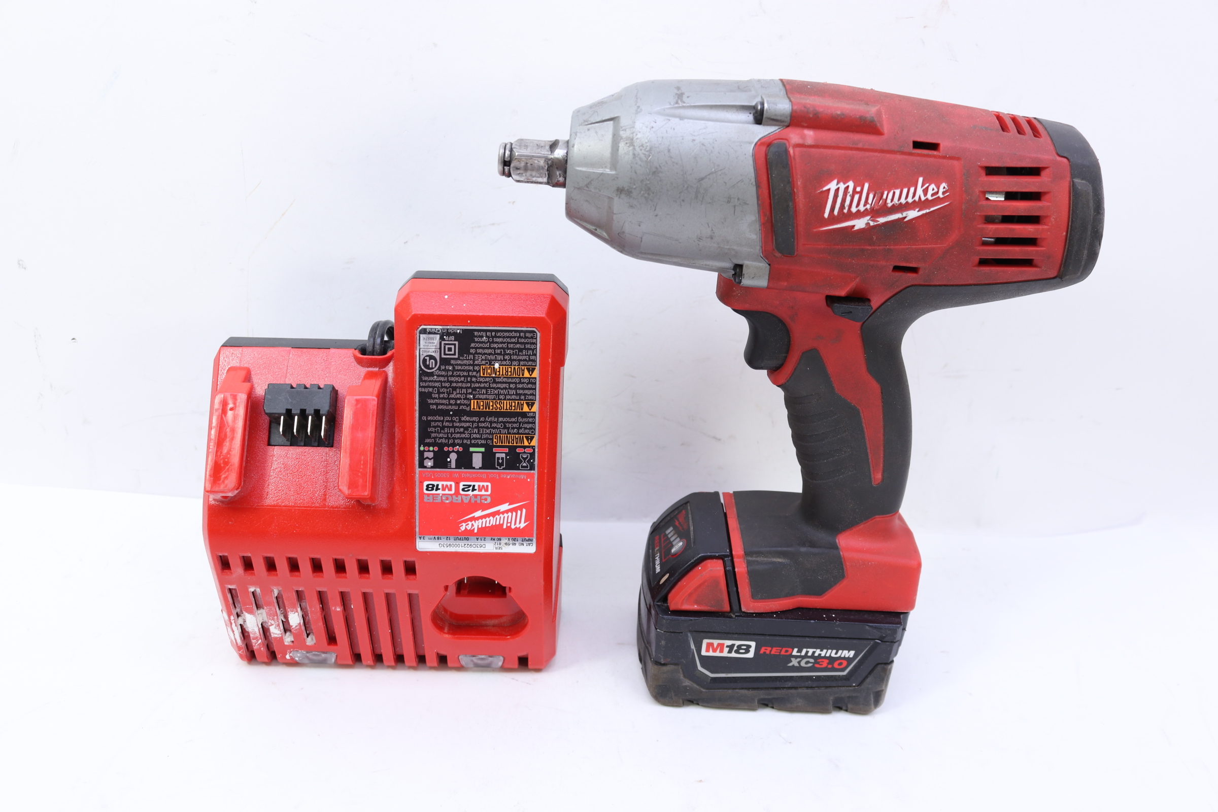 Milwaukee 266320 M18 18V LithiumIon 1/2" Cordless Impact Wrench