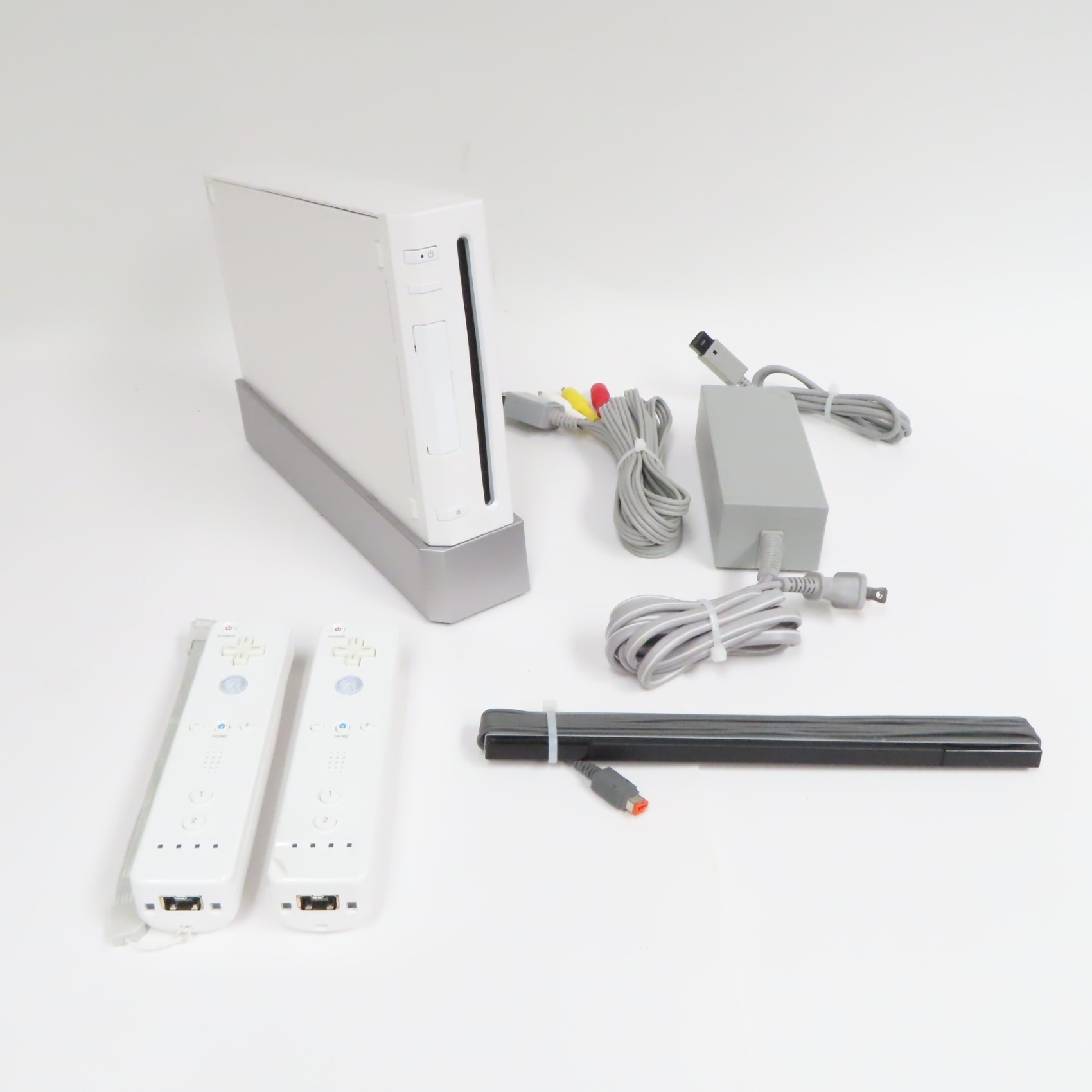 Nintendo Wii RVL-001(JPN) Video Game Console - White (8554)